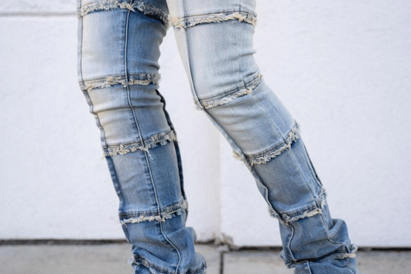 Stacked Jeans: A Modern Streetwear Essential Stacked Jeans: A Modern Streetwear Essential