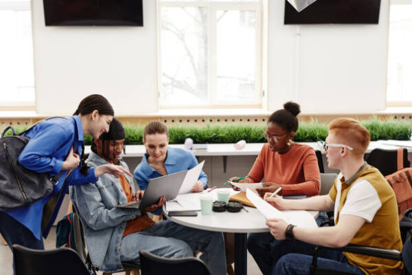 Thesis Writing Services: A Complete Guide for Students thesis writing services