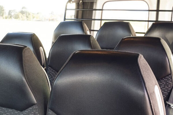 Minibus Hire in Dunstable – Comfortable, Reliable & Affordable Group Travel with 5 Star Cars Minibus Hire in Dunstable